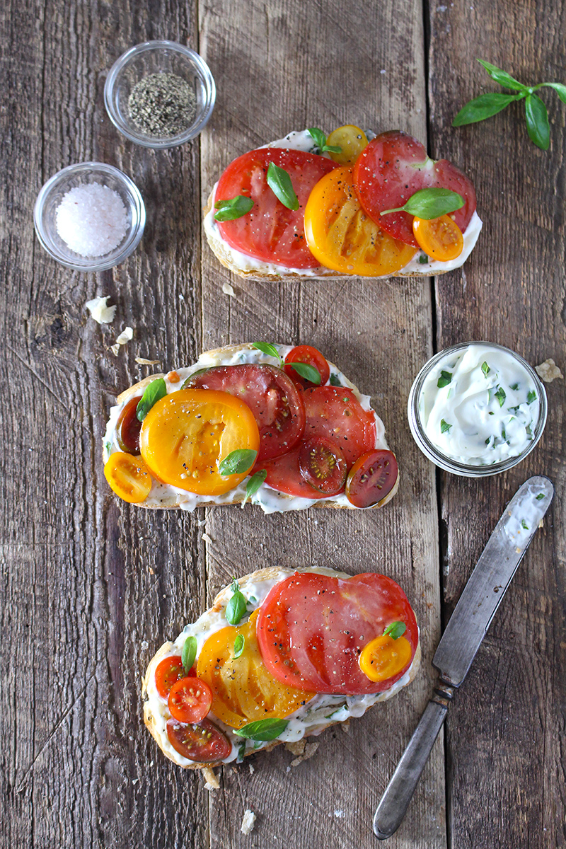 tomato sandwich with basil spread