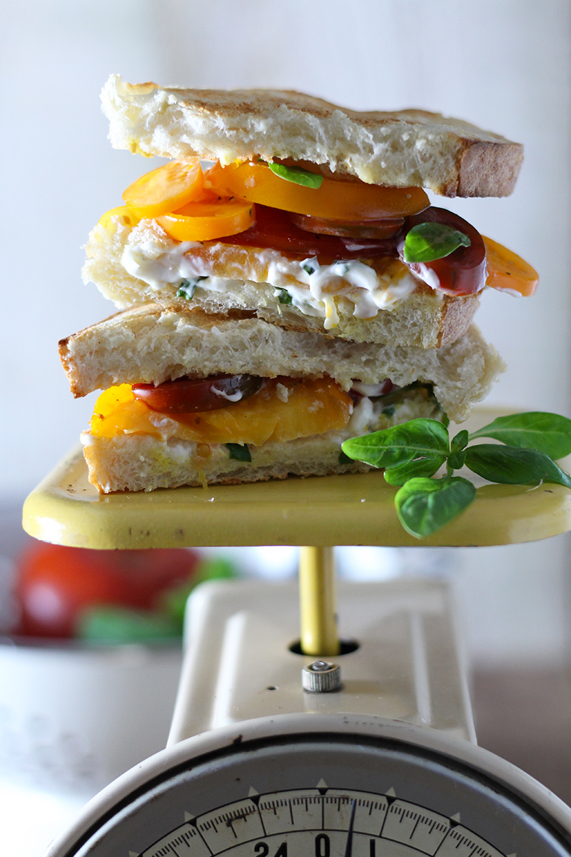tomato sandwich with basil spread