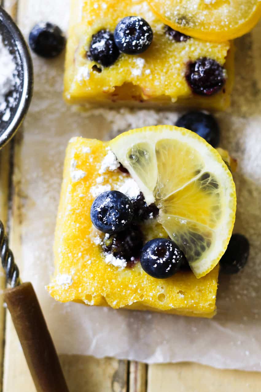 blueberry lemon bar closeup