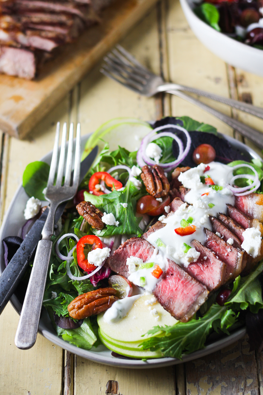 steak salad with spicy goat cheese dressing