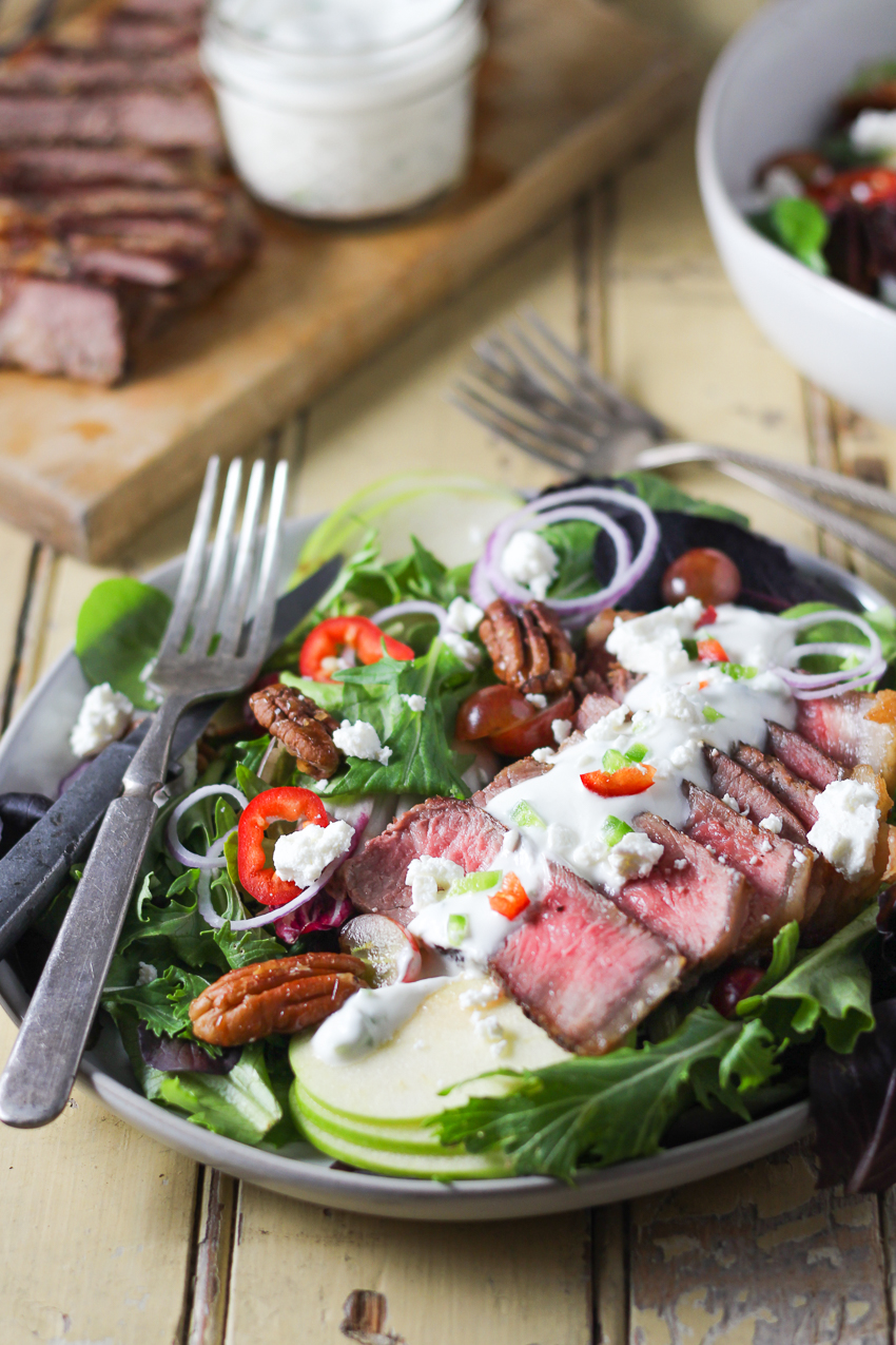 steak salad with spicy goat cheese dressing