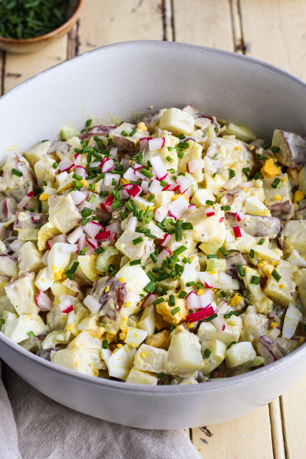 potato salad in bowl