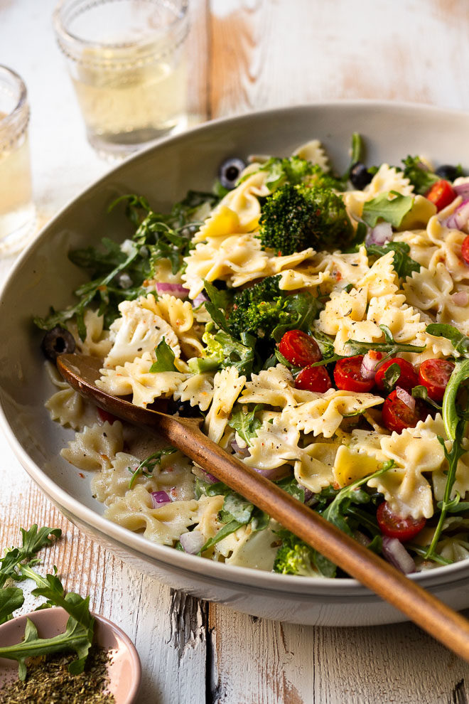 italian pasta salad with ranch and broccoli