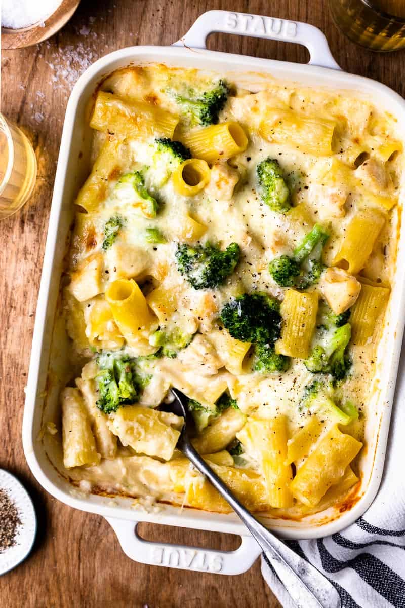 creamy chicken and broccoli pasta bake